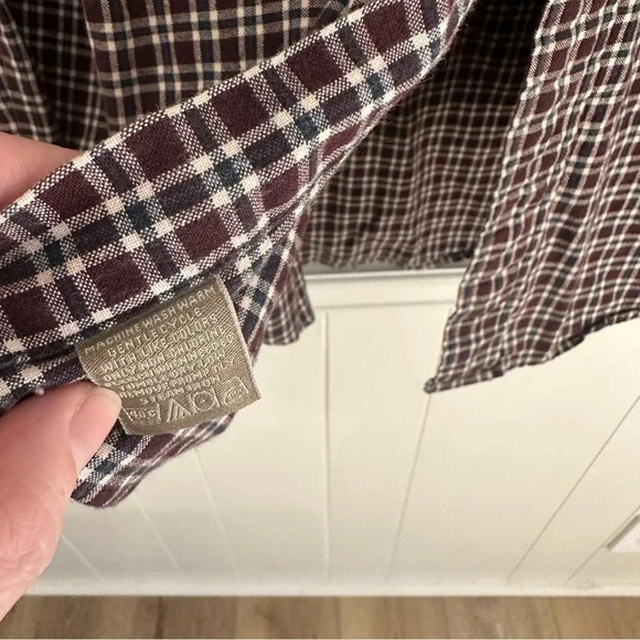 Arrow Khakis Men Button Down Long Sleeve Maroon & Navy Plaid Size XL GUC - Picture 10 of 12